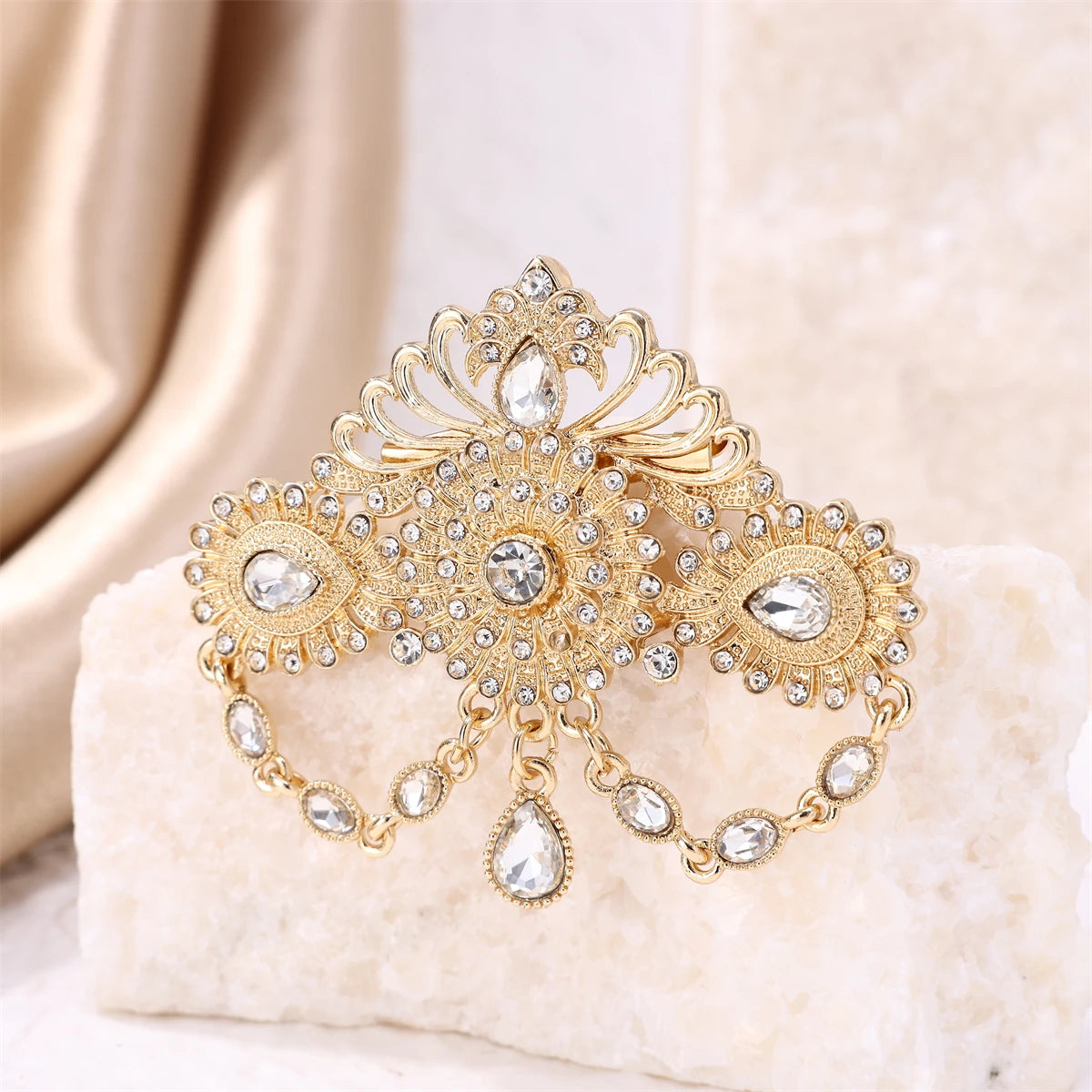 Beautiful Moroccan Brooch for Special Occasions - Majestic Morocco