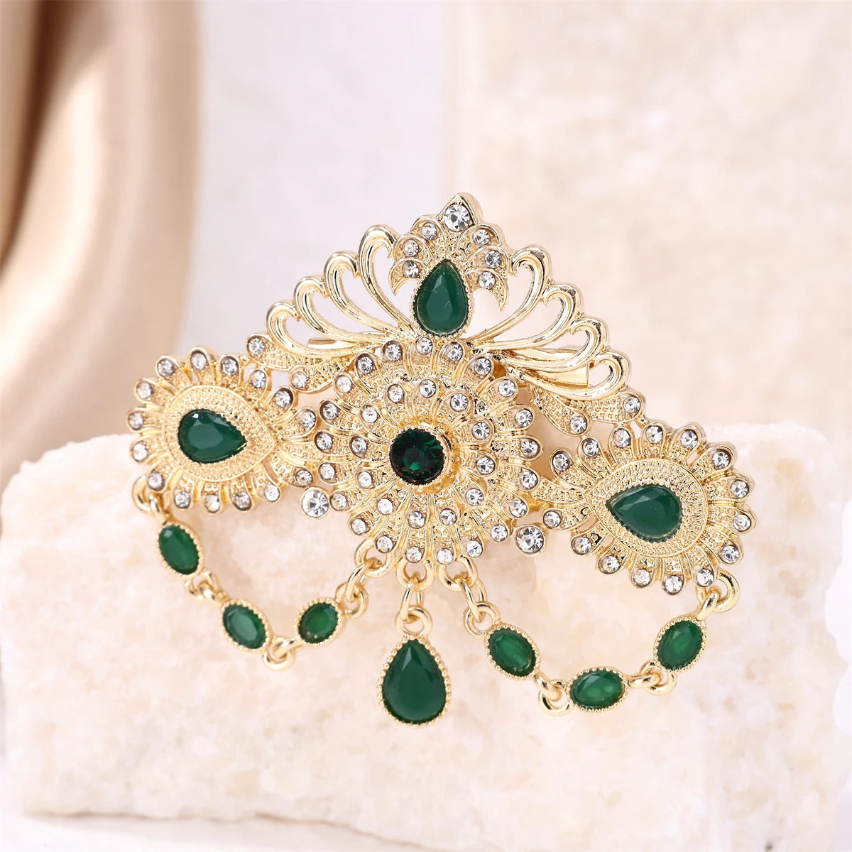 Beautiful Moroccan Brooch for Special Occasions - Majestic Morocco
