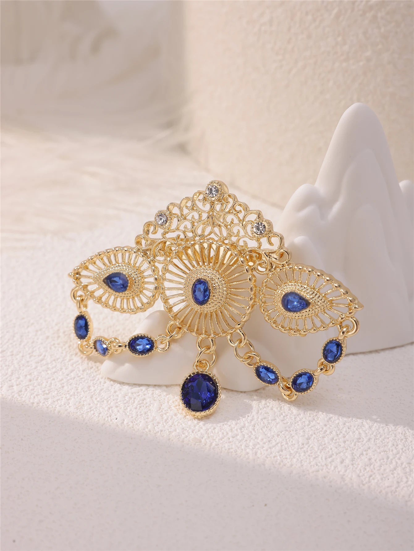 Beautiful Moroccan Brooch for Special Occasions - Majestic Morocco