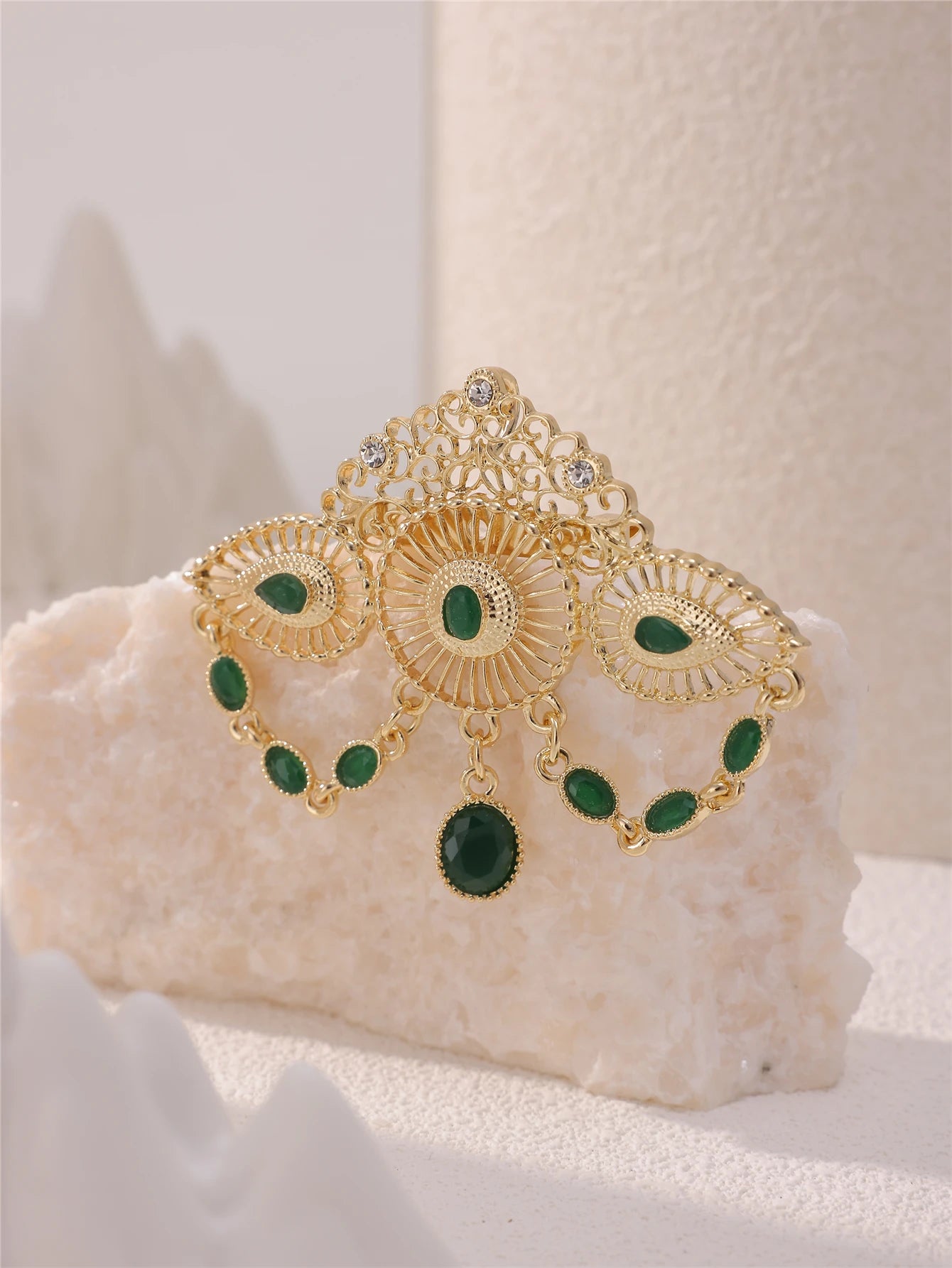 Beautiful Moroccan Brooch for Special Occasions - Majestic Morocco