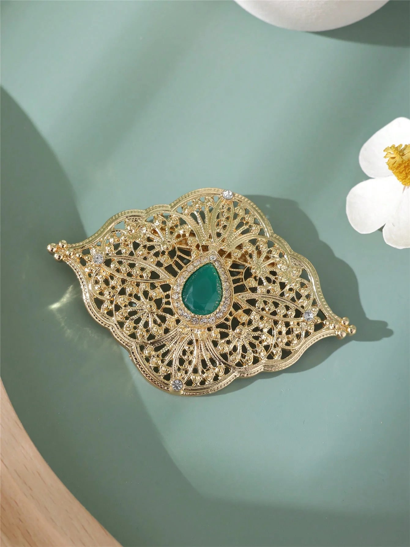 Beautiful Moroccan Brooch for Special Occasions - Majestic Morocco